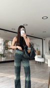 Yeşil Simli Asimetrik Desenli İspanyol Paça Pantolon 