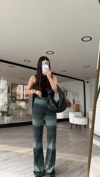 Yeşil Simli Asimetrik Desenli İspanyol Paça Pantolon 