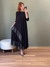 TASARIM %100 PAMUK DERİ ŞERİTLİ ASİMETRİK ELBİSE SİYAH