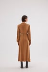 CARMEN GOLD DETAYLI ELBİSE TABA