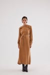 CARMEN GOLD DETAYLI ELBİSE TABA