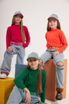 Kız Çocuk Düz Triko Kazak Geniş Paça Kot Pantolon Renkli Kemer Şapka 4'lü TakımAlt - Üst TakımHilal Akıncı Kids