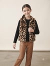 Kız Çocuk Leopar Model Peluş Yelek Siyah Badi Içi Kadife Likralı Tayt Bel Çantası 4'lü TakımAlt-Üst TakımHilal Akıncı Kids