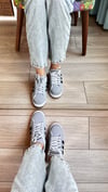 CAM PÜS GRİ SNEAKER