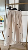 KREM KADİFE PANTALON & NAKIŞLI BLUZ  TAKIM
