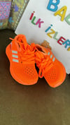 ORANGE LOVE SNEAKER