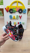SİYAH ARABALI HAFİF TABAN DÜĞME MEKANİZMALI SNEAKER