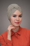 Bej Pratik Dolama Tesettür Bone Sandy Kumaş Boncuklu - Hürrem 1870