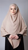 Bej Pratik Hazır Geçmeli Tesettür Eşarp Medine İpeği Kumaş Arkadan Bağlamalı Çift Katlı Sufle Hijab - Hürrem Bone 2302_12