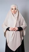 Bej Pratik Hazır Geçmeli Tesettür Eşarp Medine İpeği Kumaş Arkadan Bağlamalı Sufle Hijab - Hürrem Bone 2301_12