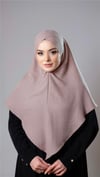 Bej Pratik Hazır Geçmeli Tesettür Eşarp Pamuk Caz Kumaş Tek Katlı Çapraz Hijab - Hürrem Bone 2305_12