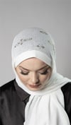 Beyaz Pratik Hazır Geçmeli Tesettür Şal Örme Kumaş Taşlı Çiçek Desenli  - Hürrem Bone 2118C_42