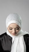 Beyaz Pratik Hazır Geçmeli Tesettür Şal Örme Kumaş Taş Desenli - Hürrem Bone 2118T_42