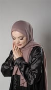 Gül Kurusu Pratik Hazır Geçmeli Tesettür Şal Örme Kumaş Taş Desenli - Hürrem Bone 2118T_18