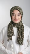 Haki Pratik Hazır Geçmeli Tesettür Eşarp Kesik Elyaf Piliseli Çiçek Desenli - Hürrem Bone 1818D7_09