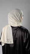 Krem Pratik Hazır Geçmeli Tesettür Şal Örme Kumaş Taş Desenli - Hürrem Bone 2118T_40