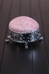 Pembe Eşarp Şal İğnedanlık Kadife Gümüş Ayaklı - Hürrem Bone 5004_04