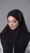 Siyah Pratik Hazır Geçmeli Tesettür Eşarp Sandy Kumaş Yırtmaçlı Düz Hijab - Hürrem Bone 2310_01