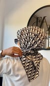 SİYAH DIOR ŞERİTLİ EŞARP 
