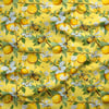Altın Sarısı Limon Bahçesinde Arı Dansı Dijital Baskılı Kumaş