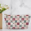 Kalpli Country Patchwork Bahçesi Dijital Baskılı Kumaş
