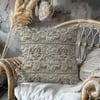 Krem Altının Asil Geyikleri – 3D İşleme Yılbaşı Dijital Baskılı Kumaş