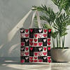 Patchwork Karelerde Fırça Kalplerin Aşk Ritmi Dijital Baskılı Kumaş