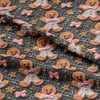 Pembe Fiyonklu Şeker Kurabiye Masalı – 3D Gingerbread Yılbaşı Dijital Baskılı Kumaş