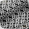 Siyah Zemin, Beyaz Geometrik Motif Desenli Dijital Baskılı Kumaş