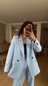 BEBE MAVİ  PİLE DETAY PALAZZO PANTOLON  OVERSİZE  ASTARLI CEKET TAKIM ELBİSE1