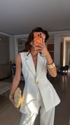 Beyaz Gold Düğmeli Belden Oturtma  Uzun Yelek Takım1 