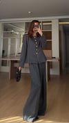 Füme Gold Çiçek Düğmeli Pileli Ceket Cepli Pileli Pantolon Takım 