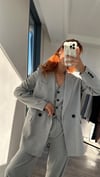 GRİ BEZAYAĞI  OVERSIZE CEKET YELEKLİ PİLE DETAY PALAZZO OVERSİZE CEKET TAKIM ELBİSE 