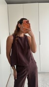 Kahve Bağlamalı Rahat Pantolon Kolsuz Bluz Takım 
