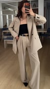 LATTE BEJ PİLE DETAY PALAZZO PANTOLON  OVERSİZE  ASTARLI CEKET TAKIM ELBİSE1
