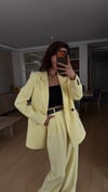 SARI  PİLE DETAY PALAZZO PANTOLON  OVERSİZE  ASTARLI CEKET TAKIM ELBİSE1
