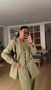 ZEYTİN YEŞİLİ YELEKLİ PİLE DETAY PALAZZO OVERSİZE CEKET TAKIM ELBİSE 