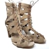 HIGH HEELS NUDE 