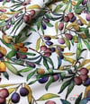 Renkli Zeytin Dalları Desenli Kumaş 