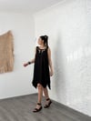 ART YAKA DETAYLI SİYAH ELBİSE