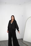 DENA BÜZGÜLÜ SİYAH GÖMLEK