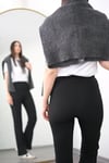 HAND PAÇA YIRTMAÇLI SİYAH PANTOLON