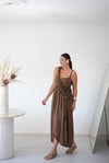 HELENA KUŞAK DETAYLI KAHVE ELBİSE