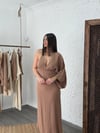 HONEY KOL DETAYLI BİSKÜVİ ELBİSE