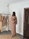 HONEY KOL DETAYLI BİSKÜVİ ELBİSE