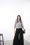 HULLY DÜĞMELİ GRİ YUMOŞ HIRKA