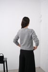 HULLY DÜĞMELİ GRİ YUMOŞ HIRKA