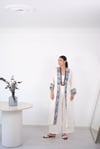 MALİBU PUL İŞLEMELİ KOLYELİ BEYAZ KAFTAN