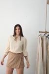 MOGE DÜĞMELİ BEJ BLUZ