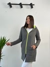 MONİCA NEON DETAYLI GRİ CEKET